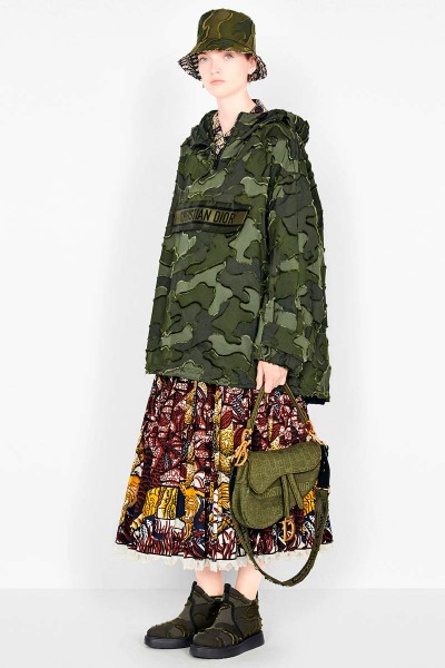 Anoraque Dior com padrão camuflado verde e preto - Prêt-à-porter - Moda Feminina | DIOR